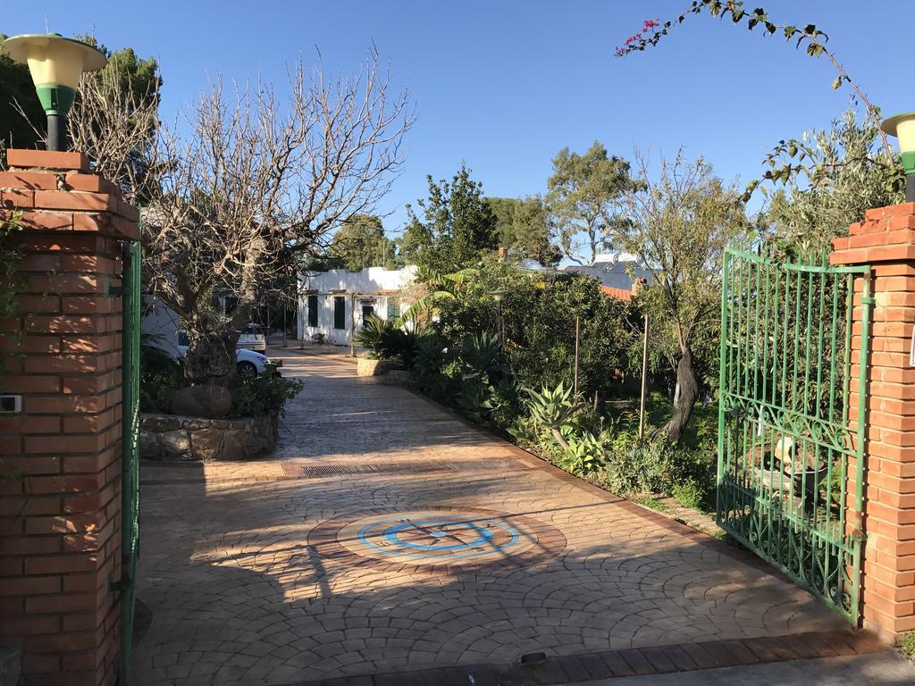 Casa Bianca Rais Gerbi Apartment Finale Exterior foto
